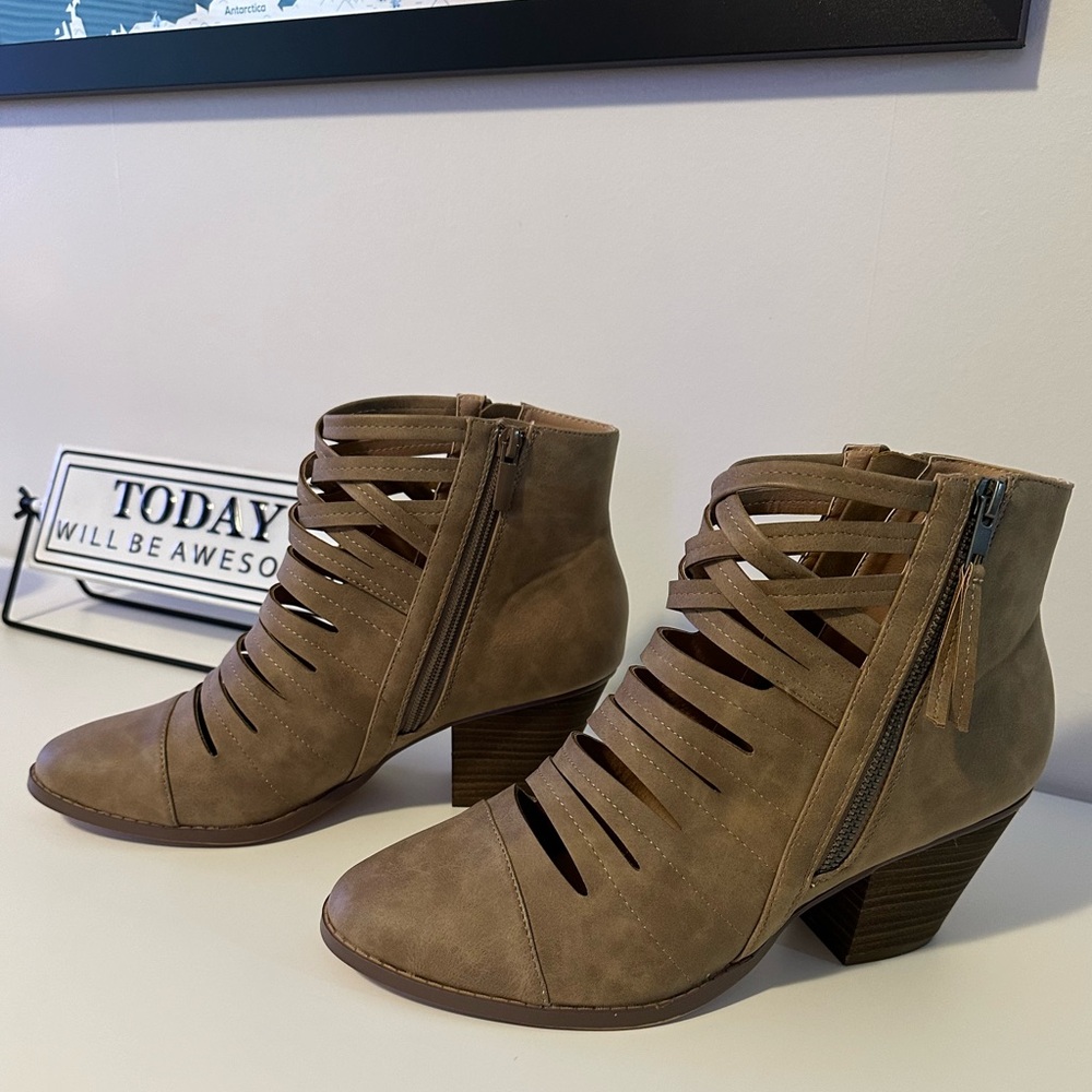 NWT Torrid Strappy Brown Booties Size 11W